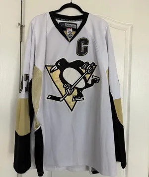 White Pittsburgh Penguins Sidney Crosby Jersey thumbnail 2