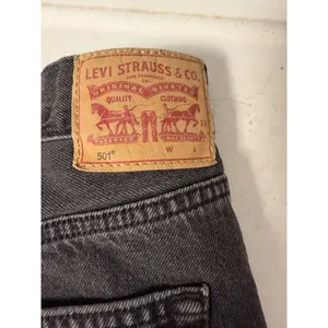 Levis 501 Original High‎ Rise Cut Off Denim Shorts Washed Black Gray W33 thumbnail 4