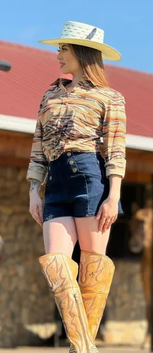 Ariat Women's Kirby Button Up Size XL NWT Sunset Saltillo Centinela Collection thumbnail 1