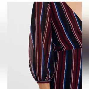 Madewell Wrap-Around Maxi Dress in Stockdale‎ Stripe Maroon Navy Size 00 ($178) thumbnail 6