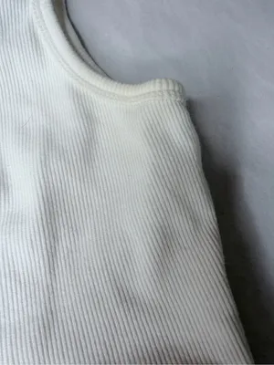 White fox Ribbed Henley Crop Tank Top size large snap closure thumbnail 3
