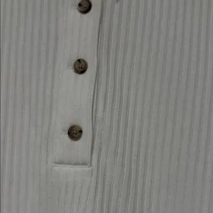 Banana Republic White Long Sleeve‎ ribbed Henley Tee large NWT thumbnail 2