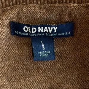 Old Navy Vintage Fox Sweater Size Large Crew Neck thumbnail 6