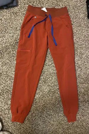 FIGS Scrub Pants thumbnail 1