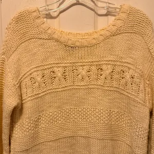 American Eagle Sweater thumbnail 2