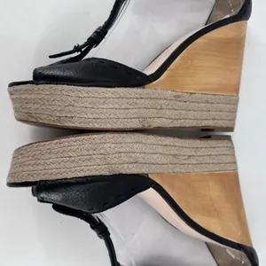 Coach Gala Black Leather Wedges Espadrille Wood Size 10 Peep toe T Strap Sandals thumbnail 7