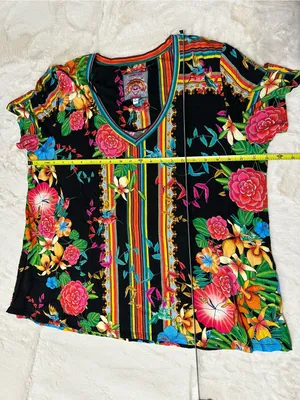 Johnny Was Women’s Size XL Black Multi Floral Bird Stripe V-Neck Tee T-Shirt thumbnail 6