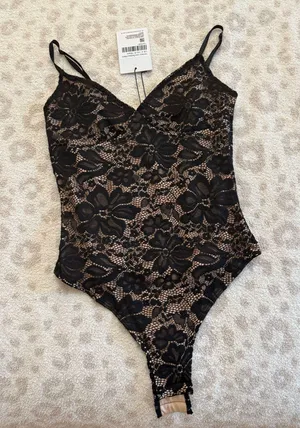 Princess Polly Lace Bodysuit  thumbnail 2