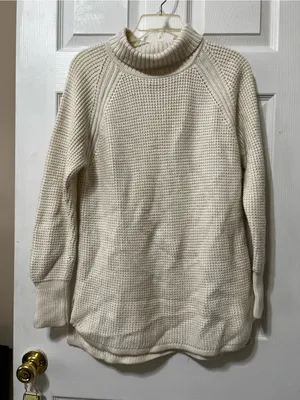 Banana Republic Cream Turtleneck Sweater thumbnail 2