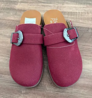 Blowfish Malibu Burgundy Mules & Clogs Size 7.5 NWT thumbnail 1