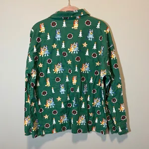 Hanna Andersson Bluey Christmas Flannel Pajama Set Green Women's Small 2 Piece thumbnail 7