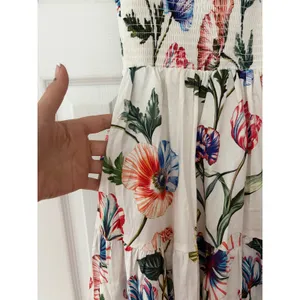 Prosperina Floral Smocked Midi Dress XS White Poppy Tiered Tie Strap Pockets thumbnail 4