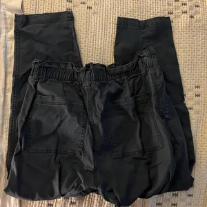 Universal Threads Black Denim Jogger Style Jeans thumbnail 5