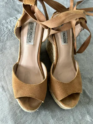 Steve Madden Secret Wedge in Camel Suede thumbnail 6