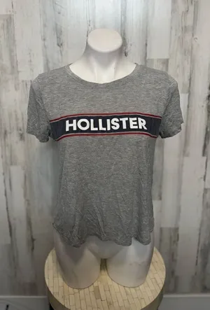Hollister gray top thumbnail 1