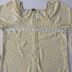 ANN TAYLOR Yellow and White Floral Print Blouse Size M thumbnail 7
