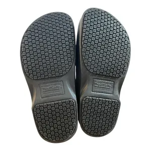 •Adult Unisex Caspian Slip Resistant Clogs thumbnail 4