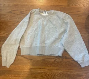 Adidas Sweatshirt thumbnail 1