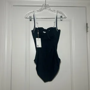 NWT Quince Italian Underwire One-Piece Swimsuit black white women's small basic thumbnail 4