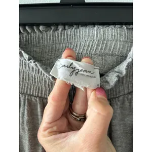Carly Jean Los Angeles Luke Everyday Pants Size Medium Heather Gray Loungewear thumbnail 4