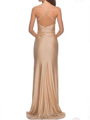 La Femme champagne sleeveless v-neck ruched dress with slit size 6 thumbnail 2