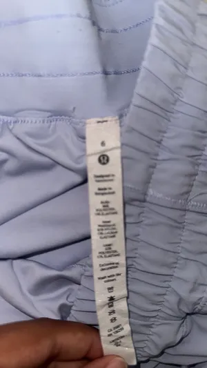 Lululemon Shorts thumbnail 5