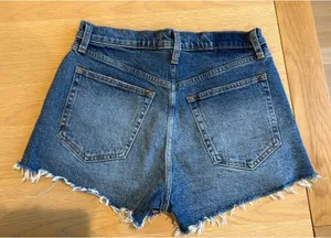 Abercrombie The Mom Short High-Rise Jeans 27/4 thumbnail 4