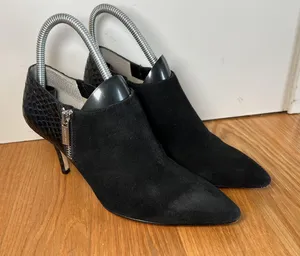 Michael Kors Shoes Womens Size 6.5 Black Suede Snake Ankle Booties Zip thumbnail 1