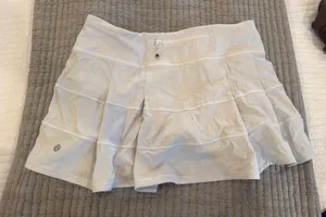 Lululemon skirt thumbnail 1
