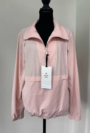 Lululemon Pack Light Pullover Pink NWT Size 6 thumbnail 1
