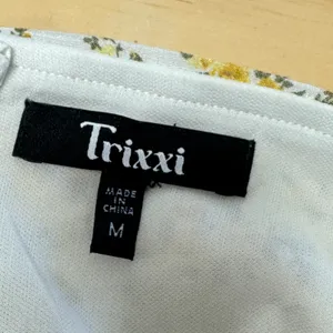 Trixxi Yellow Floral Midi Dress Lace Trim Tiered Boho 26ET76XXKV Womens Size M thumbnail 6