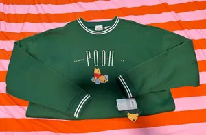 Disney Winnie the Pooh Sweatshirt Vintage Style thumbnail 1