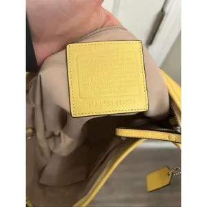 Coach F30904 Sarah Hobo Shoulder Bag Leather SV/Canary rare find boho thumbnail 5