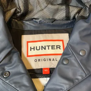Hunter Original Women's Hooded Waterproof Rain Coat Navy XS (Flawed) thumbnail 2
