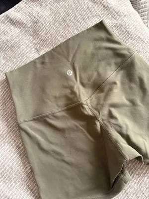 Lululemon Align High-Rise Short Army Green 4” Size 4 thumbnail 9