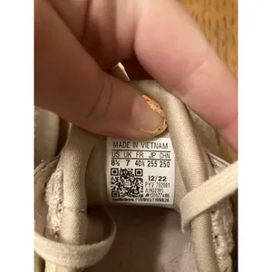 adidas UltraBoost 1.0 Primeknit Low Top Lace-Up Sneaker Beige HQ2195 thumbnail 4