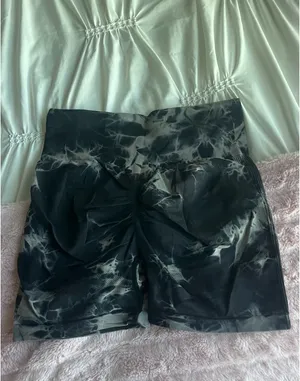 SheIn Tie Dye Seamless Gym Shorts thumbnail 2