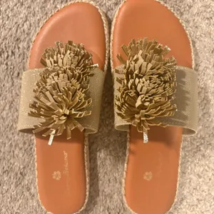Tommy Bahama Gold Fringe Sandals. 7 thumbnail 1