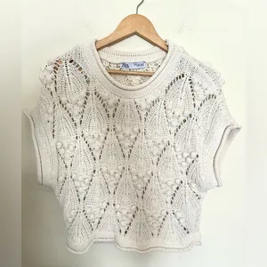 Zara Cream Knit Cropped‎ Top Sweater thumbnail 2