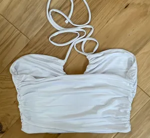Abercrombie Women’s Sz Medium Bare U Shaped Halter Top In White thumbnail 7