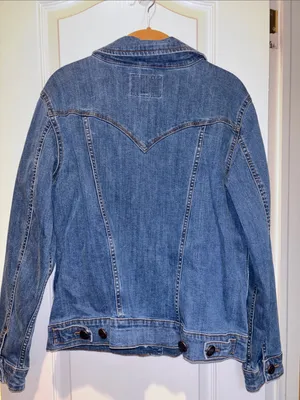 Wrangler Blue Jean Jacket Large 4 Pockets In Front Buttons Have W On Them thumbnail 5