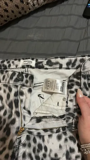 Kensie Leopard jeans thumbnail 2
