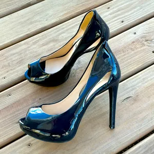 Guess Dressy heels on platforms👠👠 thumbnail 1