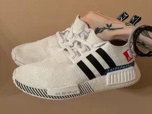 NMD_R1 ‘Japan Colorblock’ thumbnail 1