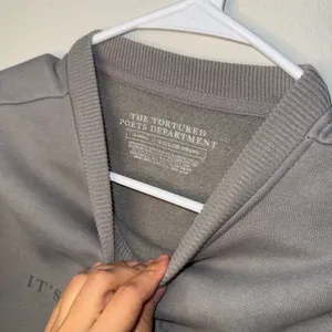 Taylor Swift Sweatshirt thumbnail 5