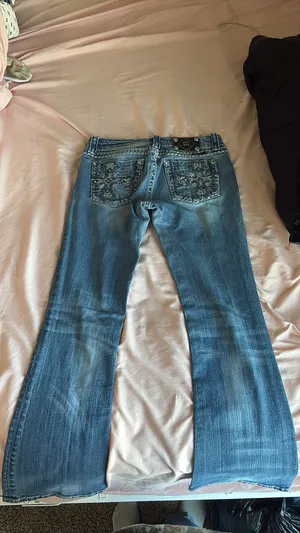 Miss Me Bootcut Jeans thumbnail 2
