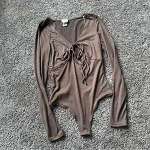 Le Lis Brown Long Sleeve Bodysuit thumbnail 2