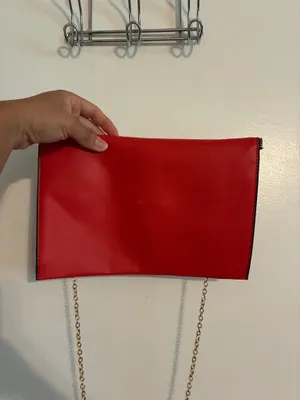 Red purse thumbnail 3