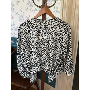 maurices Women's L Black White Animal Print 3/4 Sleeve Pullover Blouse thumbnail 4