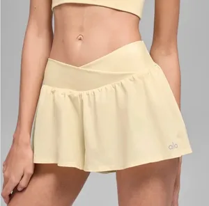 Alo Yoga V-Cute Running Short Candlelight Yellow XXS thumbnail 1